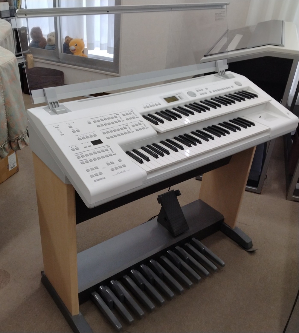 中古ピアノ・エレクトーン・クラビノーバ - フレンド楽器